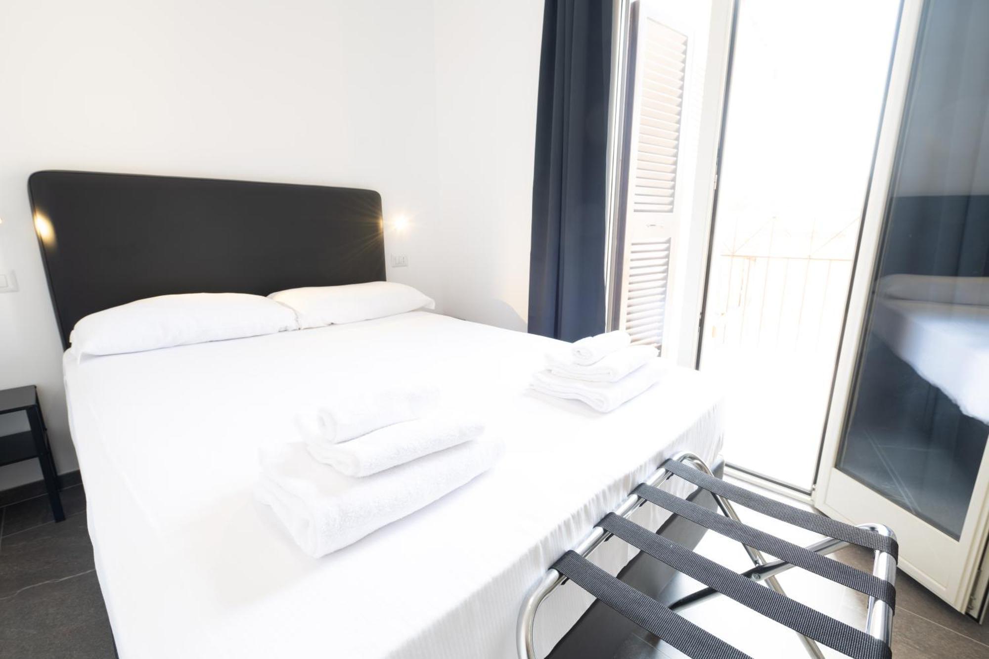 Inn Urbe Colosseo Roma Exterior foto